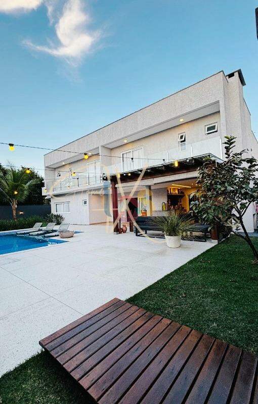 Casa à venda com 4 quartos, 440m² - Foto 29