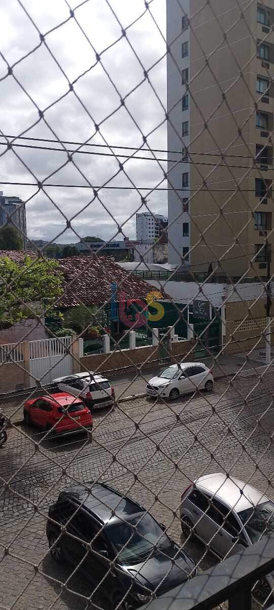 Apartamento à venda com 2 quartos, 132m² - Foto 3