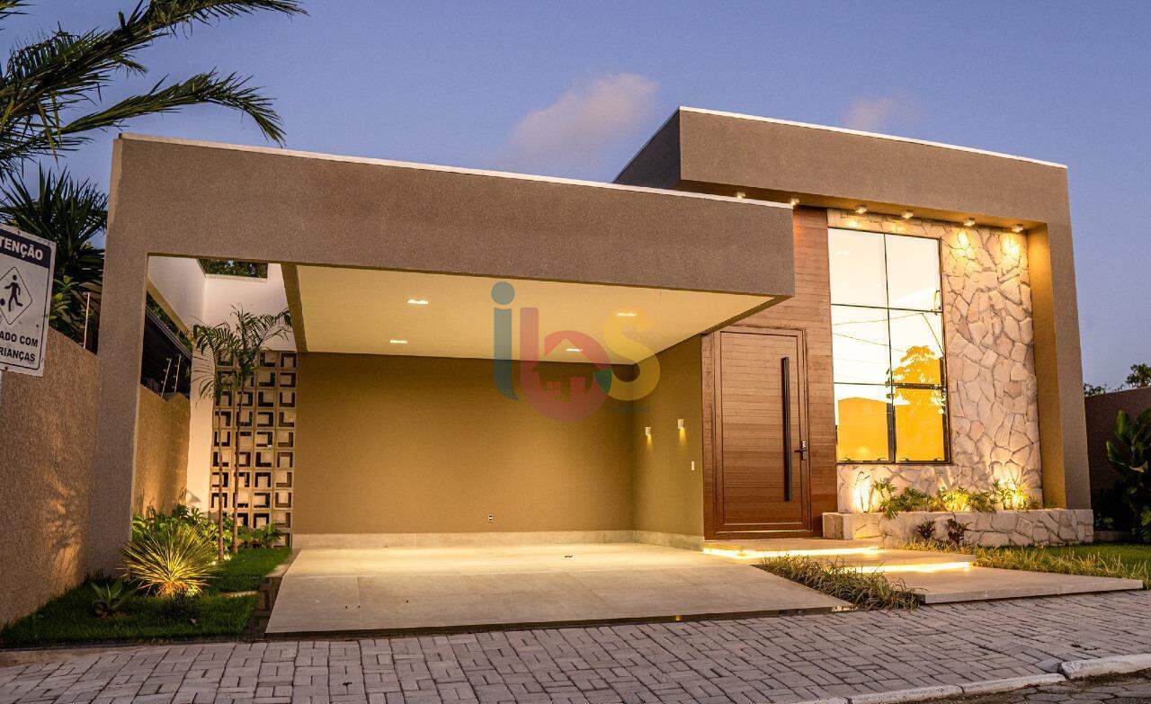Casa à venda com 3 quartos, 200m² - Foto 1