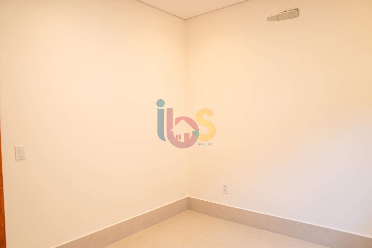 Casa à venda com 3 quartos, 200m² - Foto 17