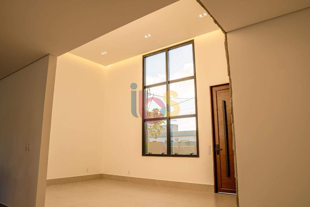 Casa à venda com 3 quartos, 200m² - Foto 8