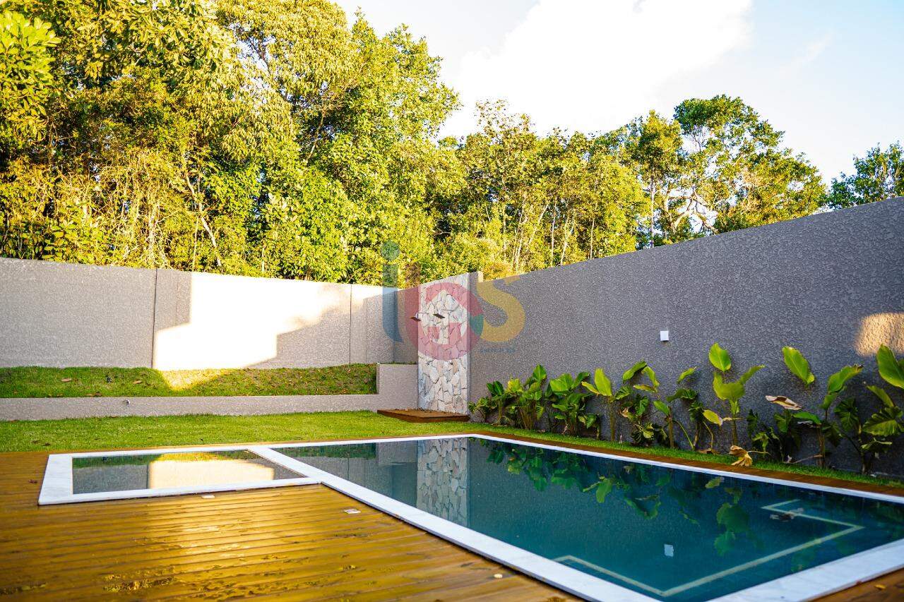 Casa à venda com 3 quartos, 200m² - Foto 24