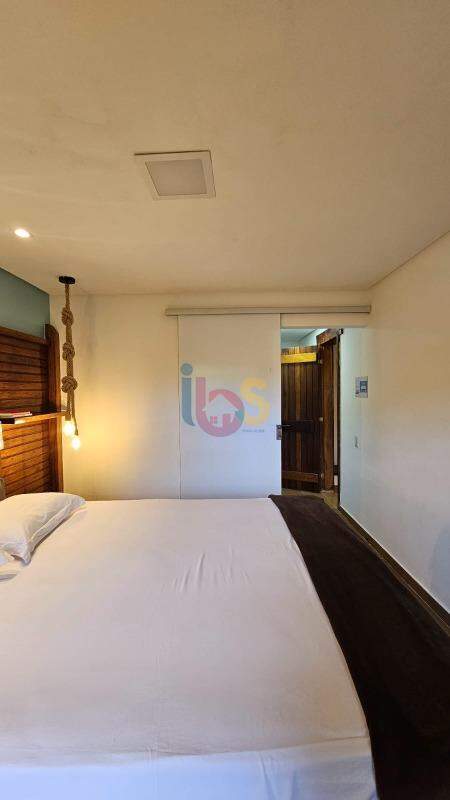 Casa à venda com 3 quartos, 600m² - Foto 13