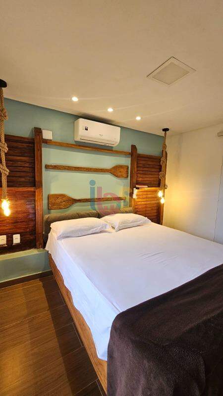 Casa à venda com 3 quartos, 600m² - Foto 12