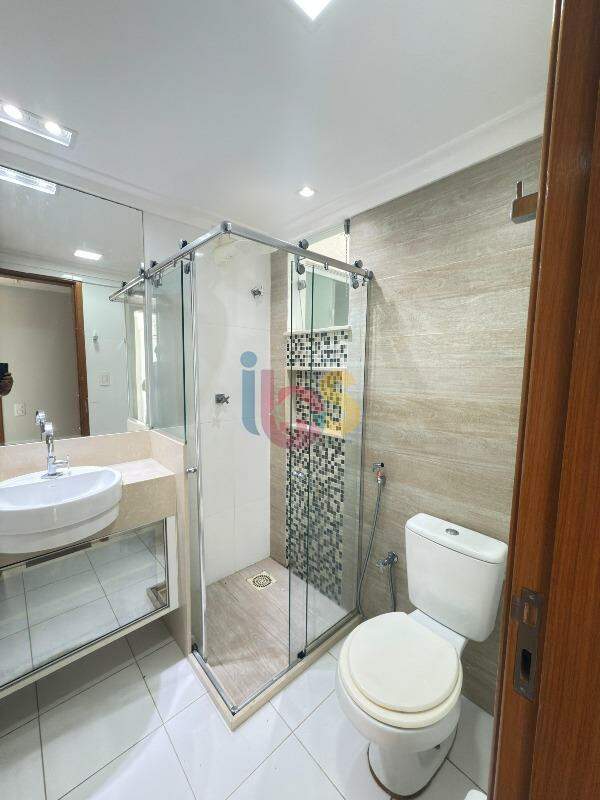 Apartamento para alugar com 2 quartos, 80m² - Foto 9
