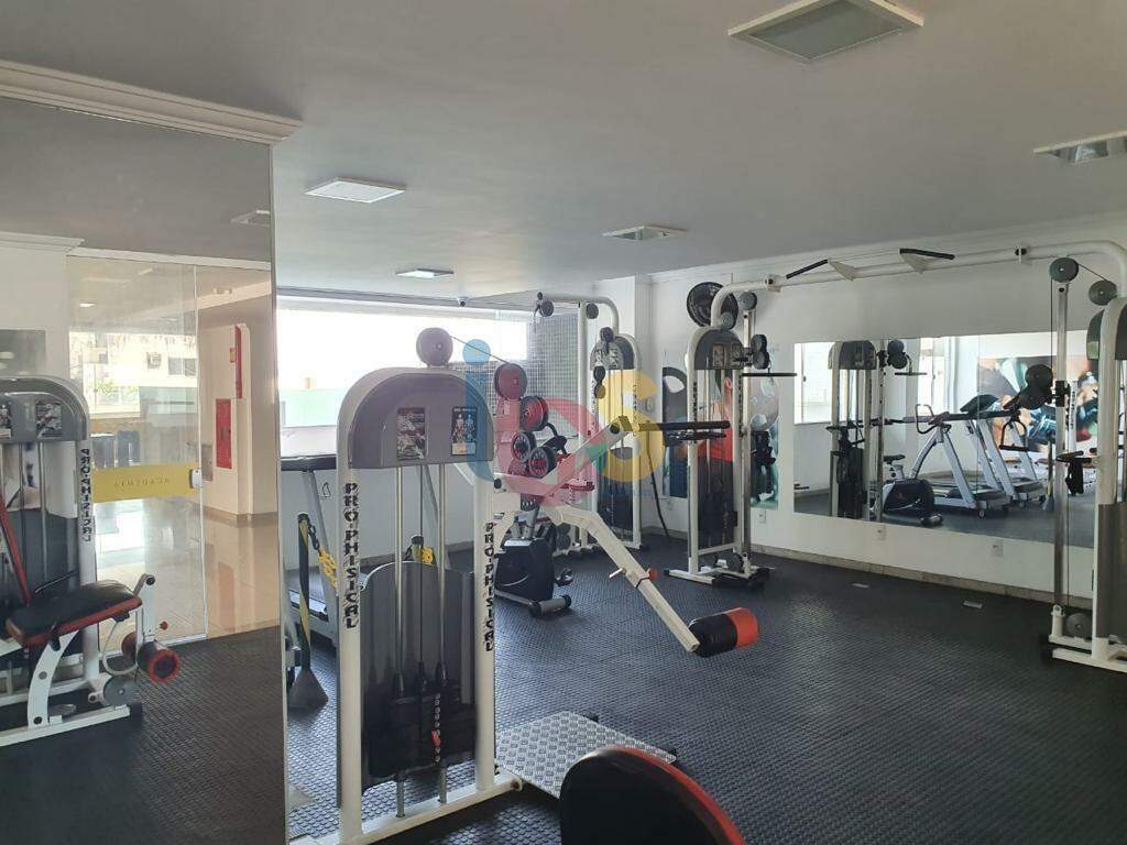 Apartamento para alugar com 2 quartos, 80m² - Foto 15
