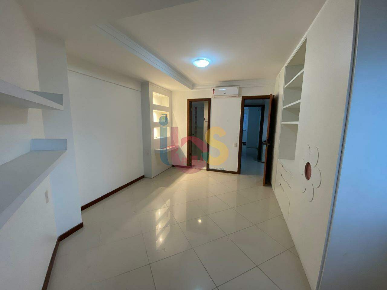 Apartamento à venda com 3 quartos, 180m² - Foto 15