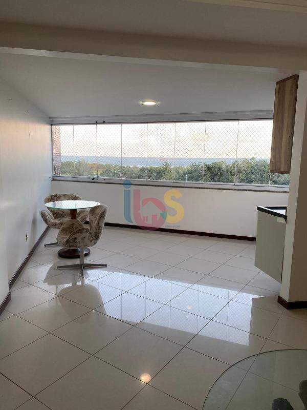 Apartamento para alugar com 3 quartos, 180m² - Foto 2