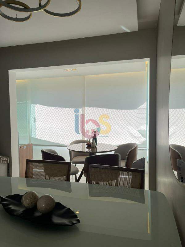 Apartamento à venda com 3 quartos, 96m² - Foto 8