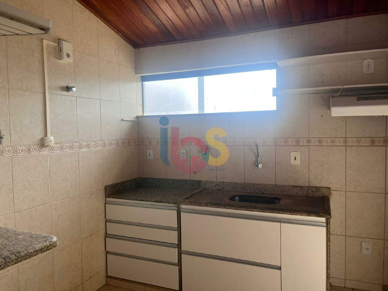 Cobertura para alugar com 2 quartos, 85m² - Foto 4