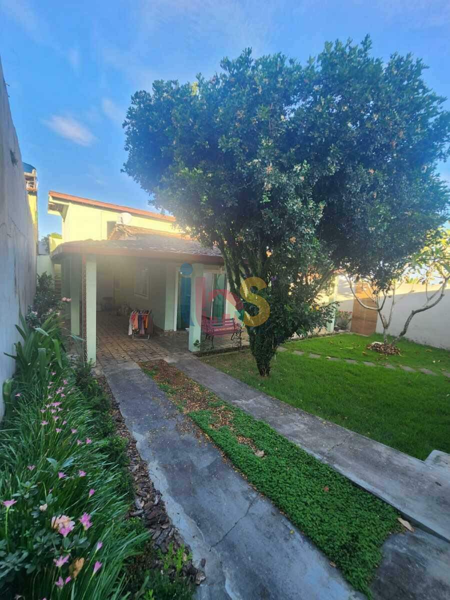 Casa, 3 quartos, 260 m² - Foto 1