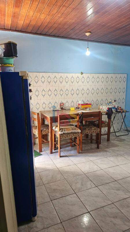 Casa à venda com 4 quartos, 144m² - Foto 7