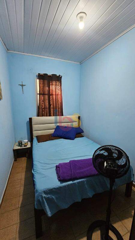 Casa à venda com 4 quartos, 144m² - Foto 8