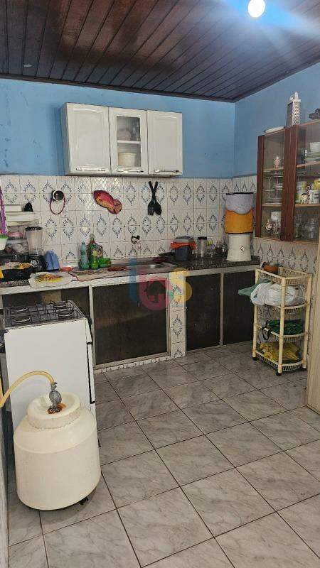 Casa à venda com 4 quartos, 144m² - Foto 6