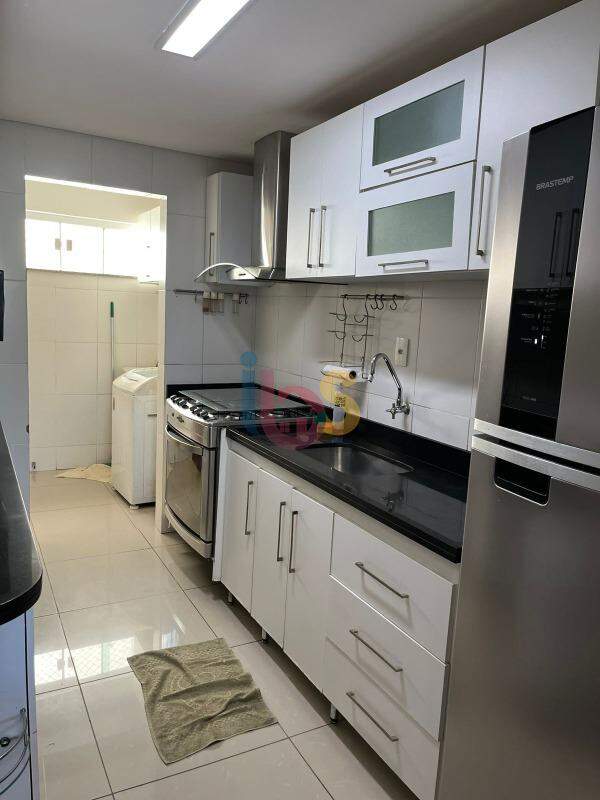 Apartamento à venda com 3 quartos, 90m² - Foto 17