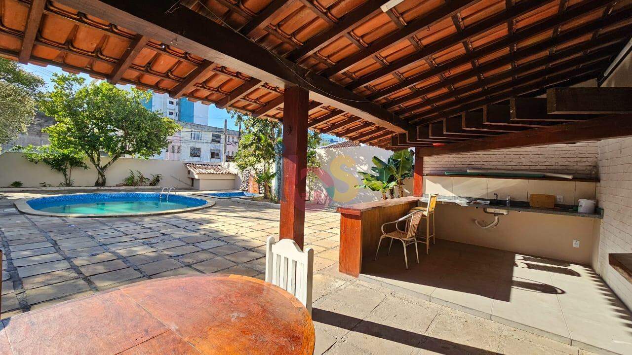 Casa à venda com 2 quartos, 339m² - Foto 20