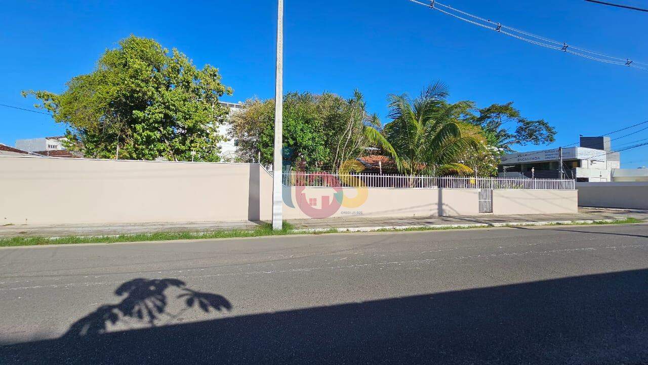 Casa à venda com 2 quartos, 339m² - Foto 29