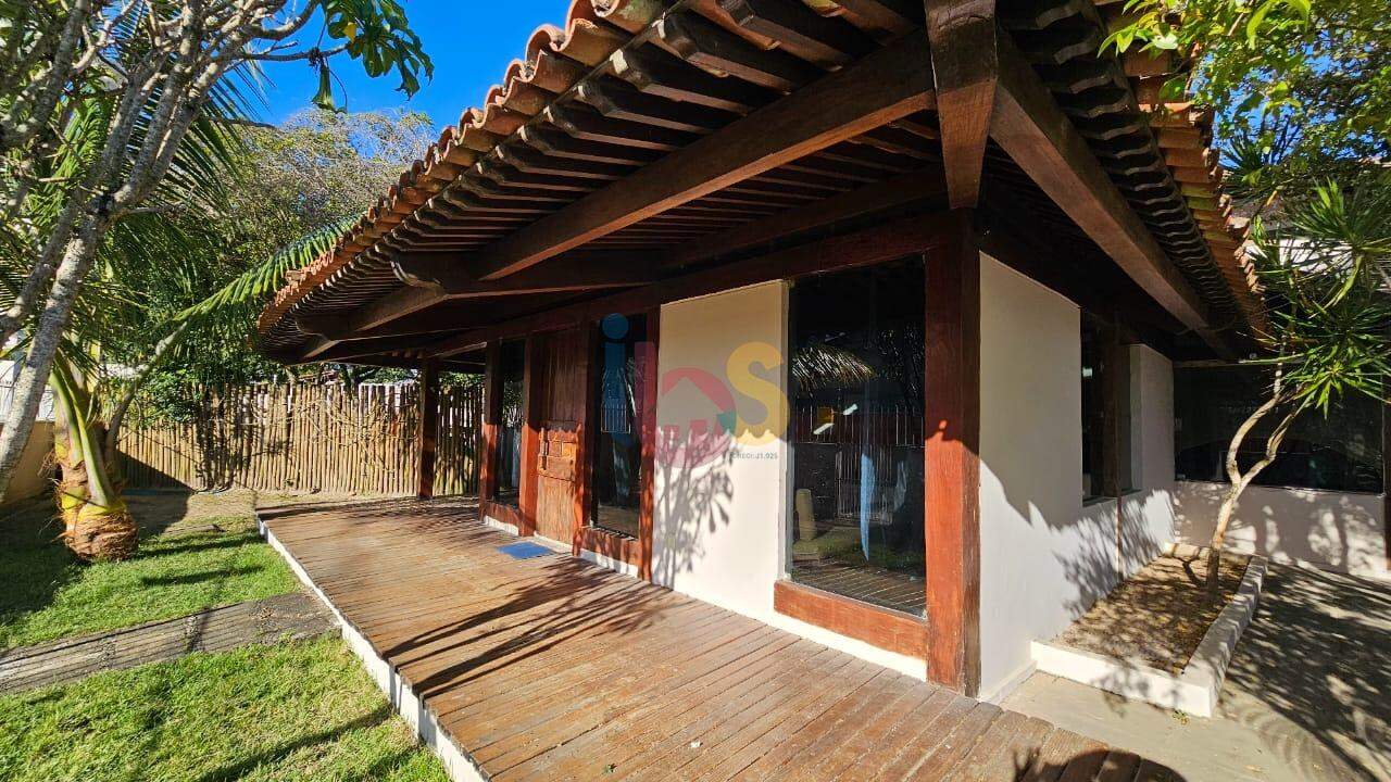 Casa à venda com 2 quartos, 339m² - Foto 4