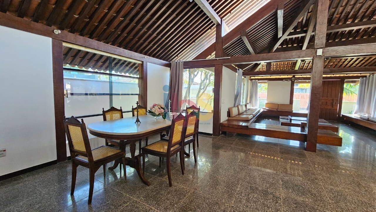 Casa à venda com 2 quartos, 339m² - Foto 10