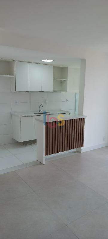 Apartamento para alugar com 2 quartos, 64m² - Foto 27