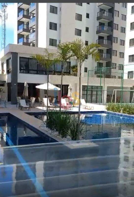 Apartamento para alugar com 2 quartos, 64m² - Foto 4