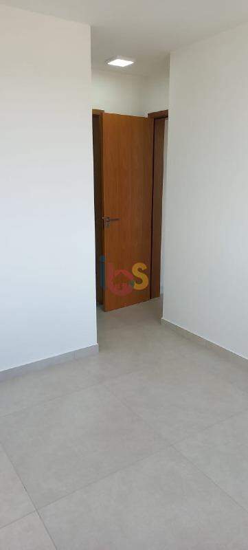 Apartamento para alugar com 2 quartos, 64m² - Foto 7