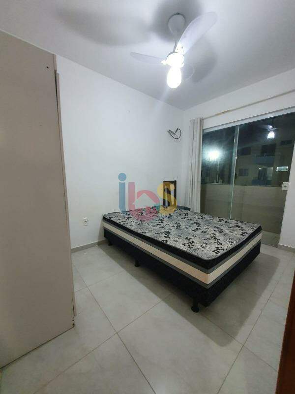 Apartamento à venda com 2 quartos, 64m² - Foto 7