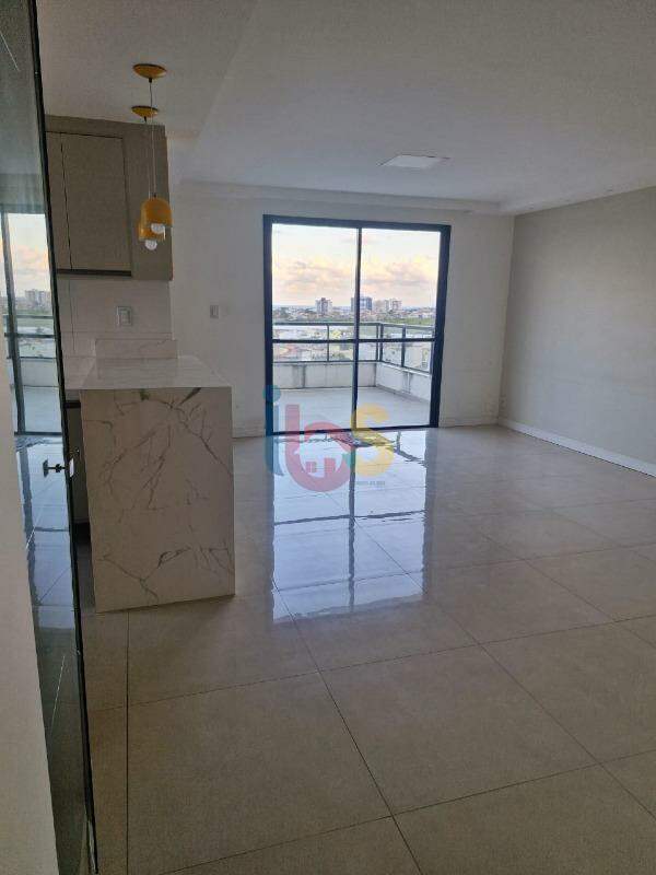 Cobertura à venda com 3 quartos, 90m² - Foto 4