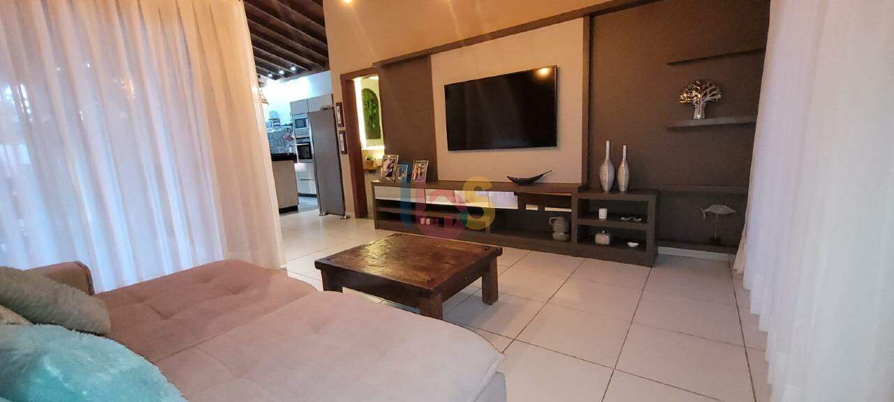 Casa à venda com 3 quartos, 350m² - Foto 7