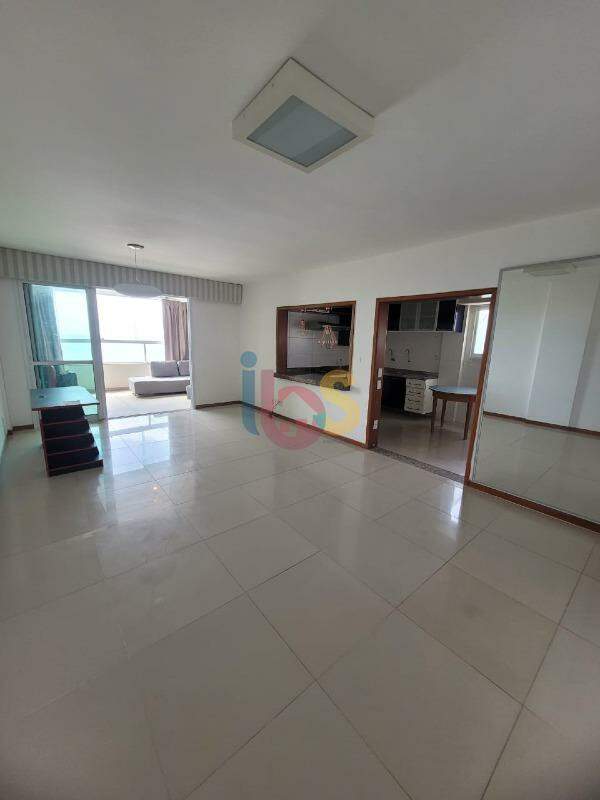 Apartamento para alugar com 2 quartos, 140m² - Foto 6