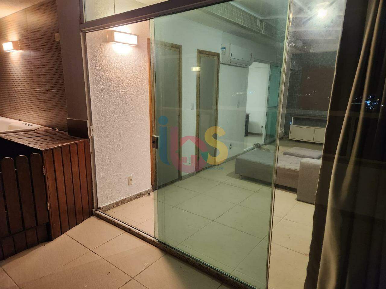 Apartamento para alugar com 2 quartos, 140m² - Foto 7
