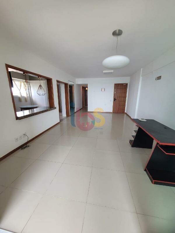 Apartamento para alugar com 2 quartos, 140m² - Foto 15