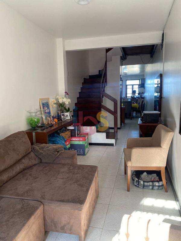 Casa à venda com 3 quartos, 150m² - Foto 6