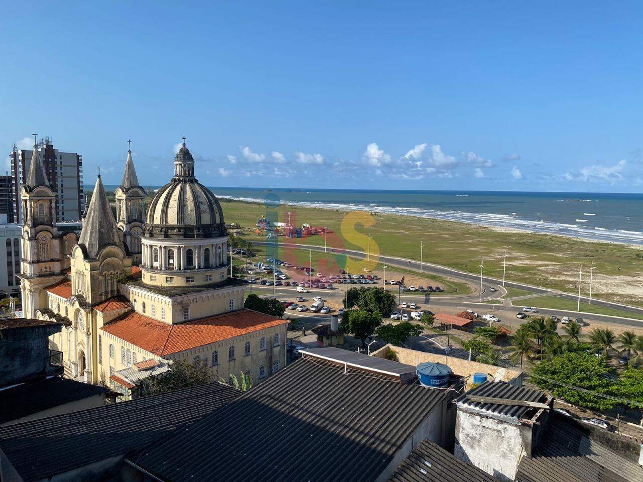 Casa à venda com 3 quartos, 150m² - Foto 1