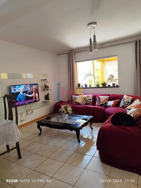 Casa, 3 quartos, 227 m² - Foto 3