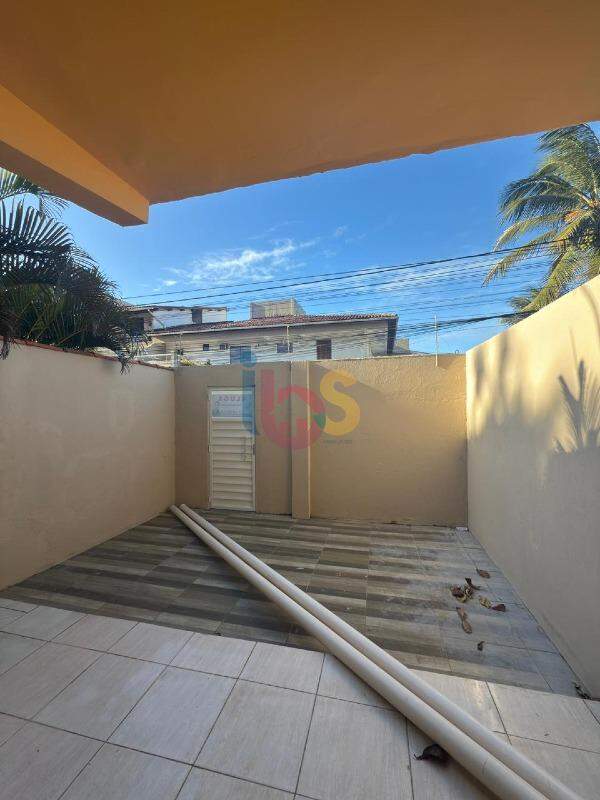 Casa para alugar com 3 quartos, 80m² - Foto 2