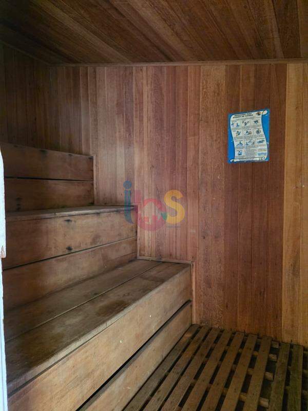 Casa para alugar com 5 quartos, 170m² - Foto 8