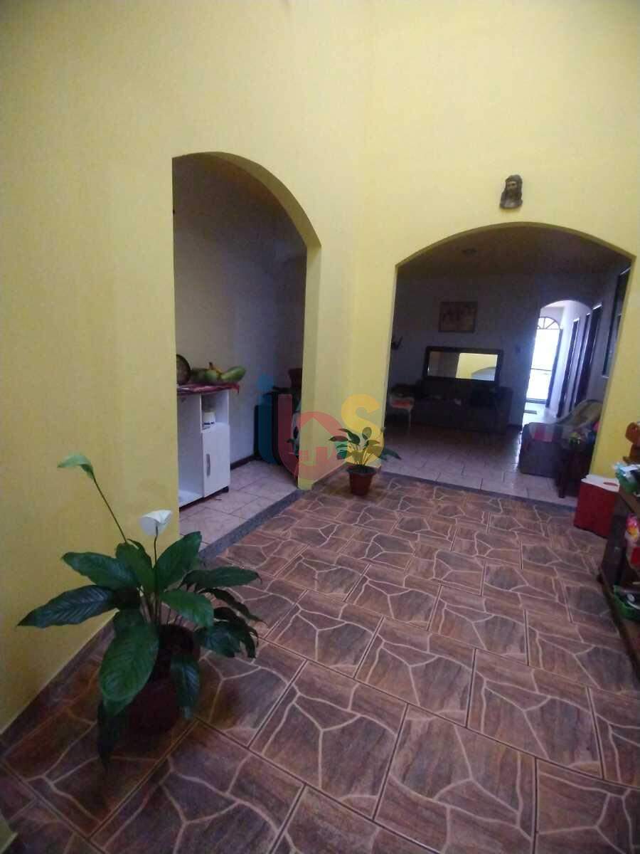 Apartamento, 3 quartos, 180 m² - Foto 1