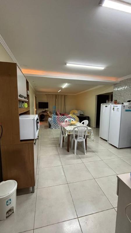 Casa, 3 quartos, 250 m² - Foto 9