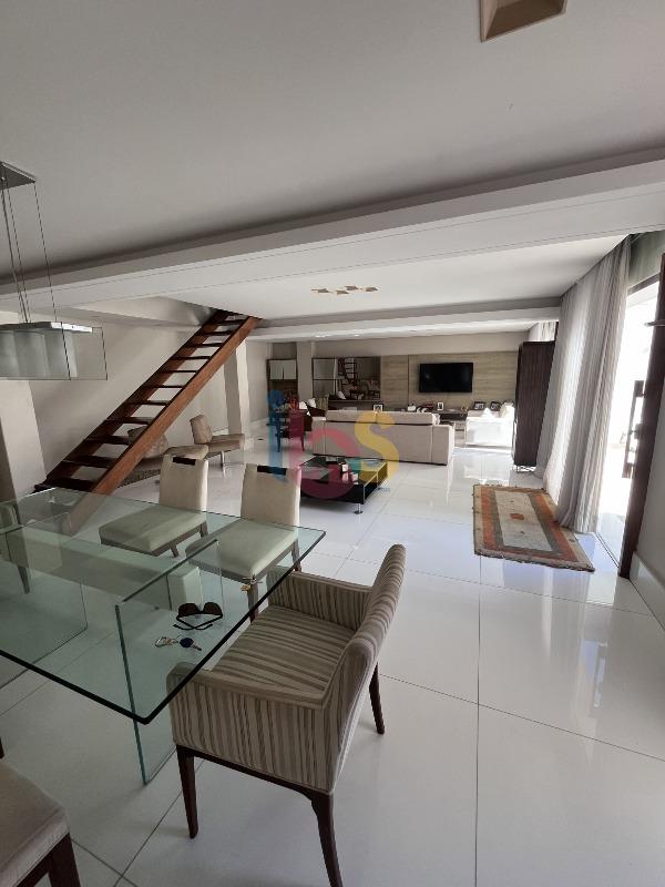 Casa, 3 quartos, 309 m² - Foto 2