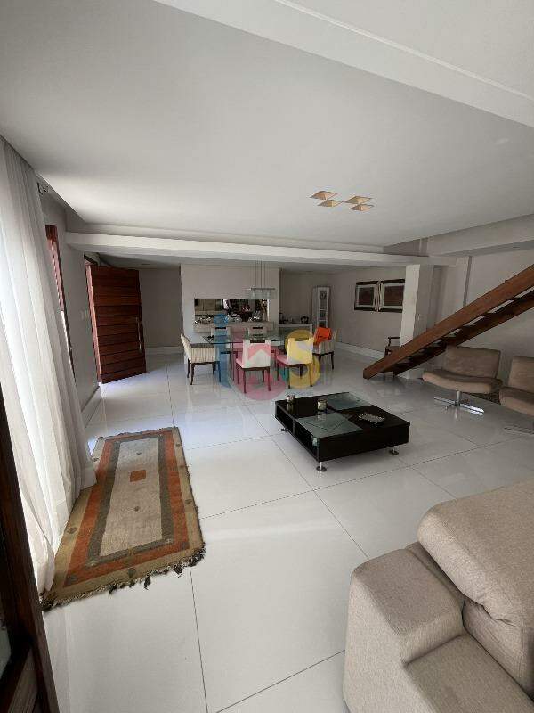 Casa, 3 quartos, 309 m² - Foto 3