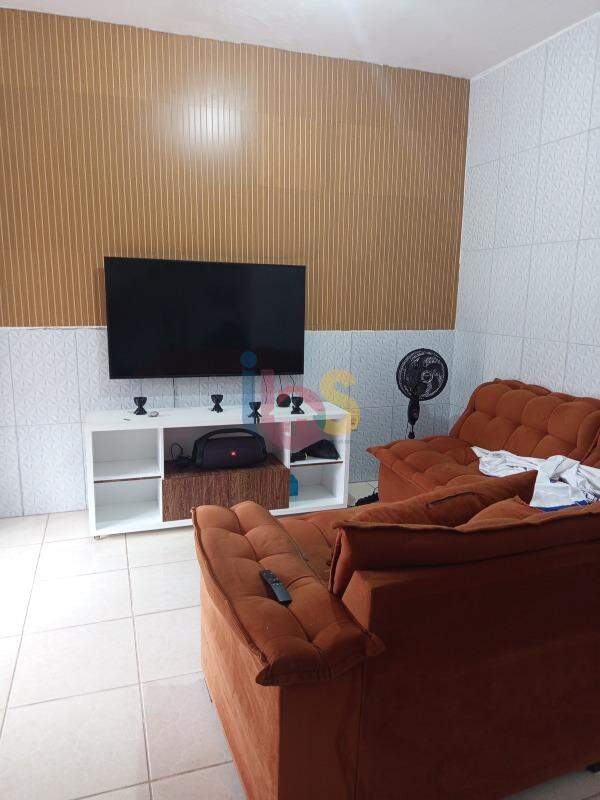 Casa, 3 quartos, 630 m² - Foto 1
