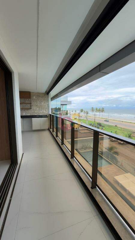Apartamento, 3 quartos, 130 m² - Foto 1