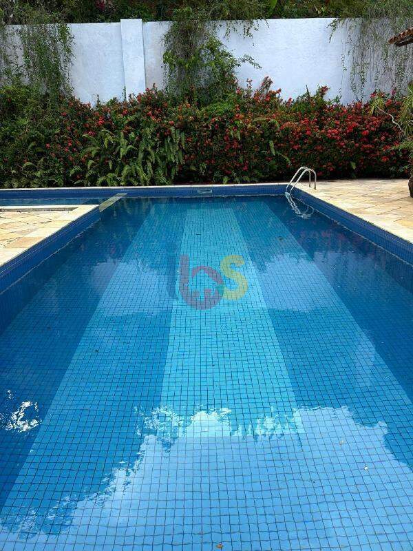 Casa, 5 quartos, 250 m² - Foto 1