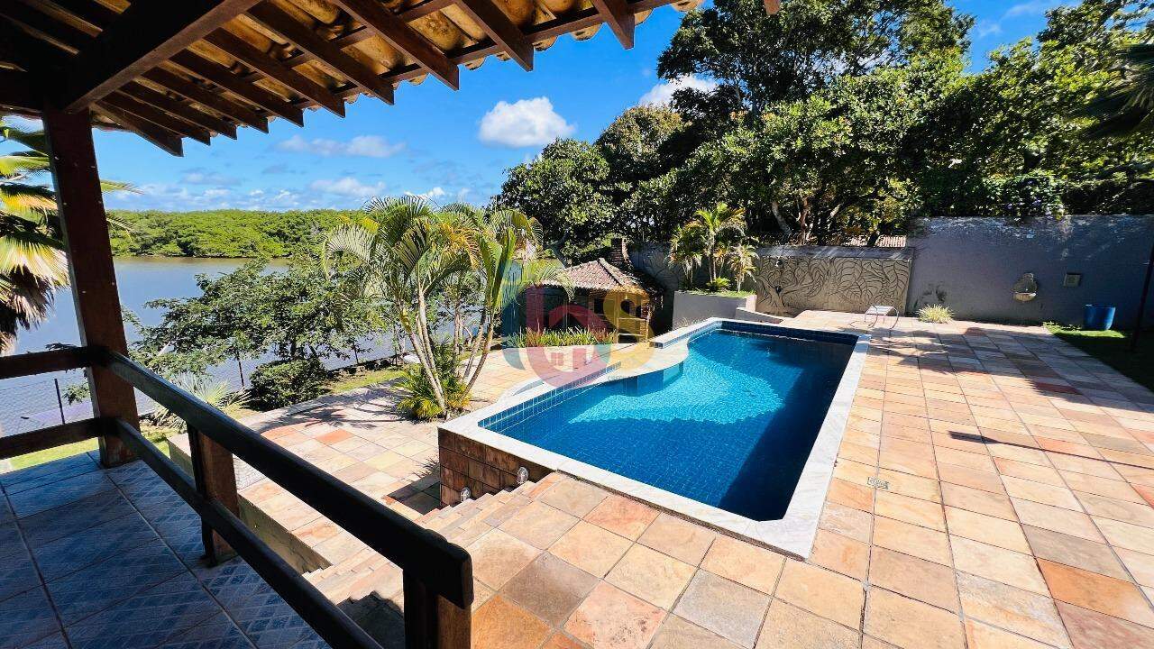 Casa, 4 quartos, 218 m² - Foto 1