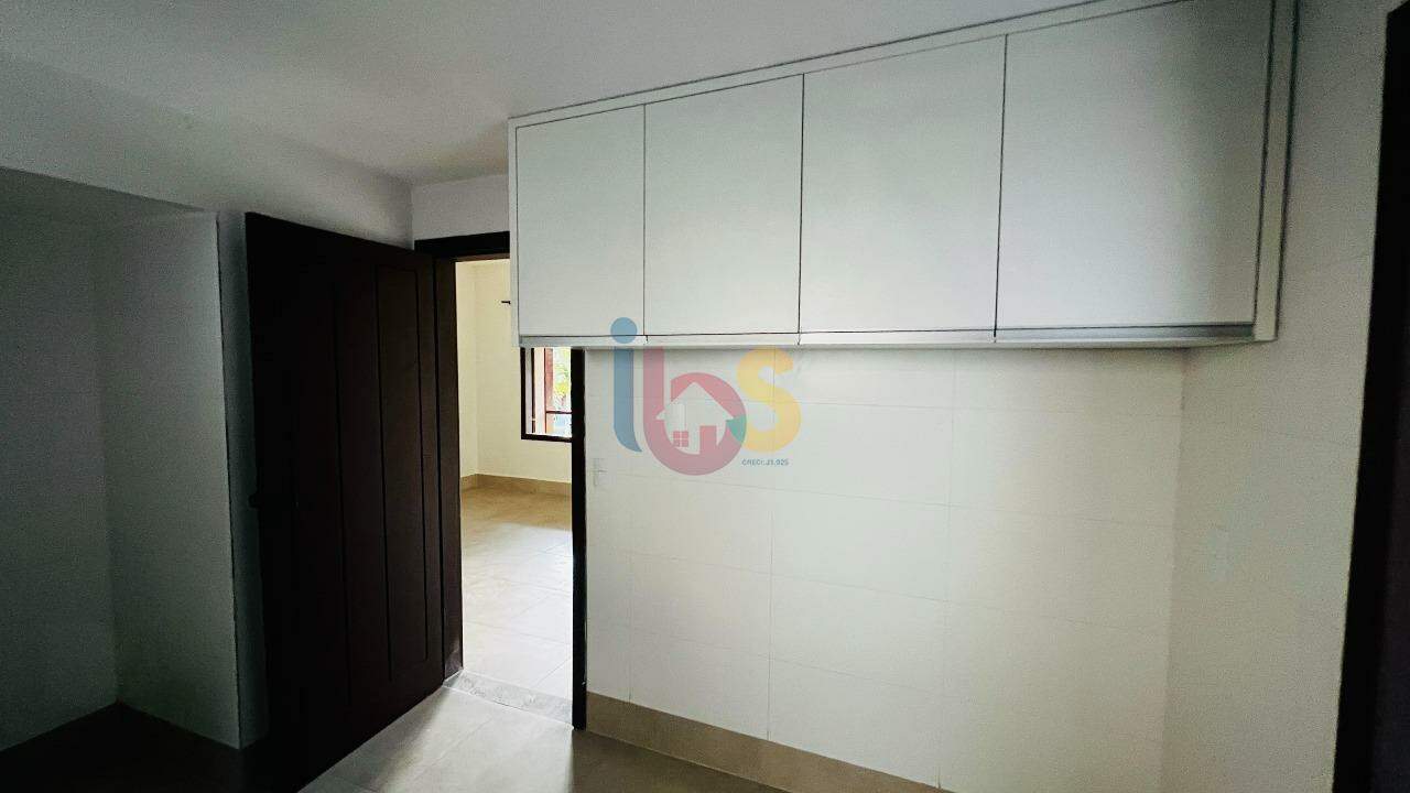 Casa, 4 quartos, 218 m² - Foto 8