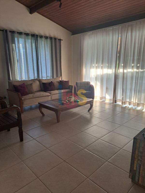 Casa, 3 quartos, 164 m² - Foto 2