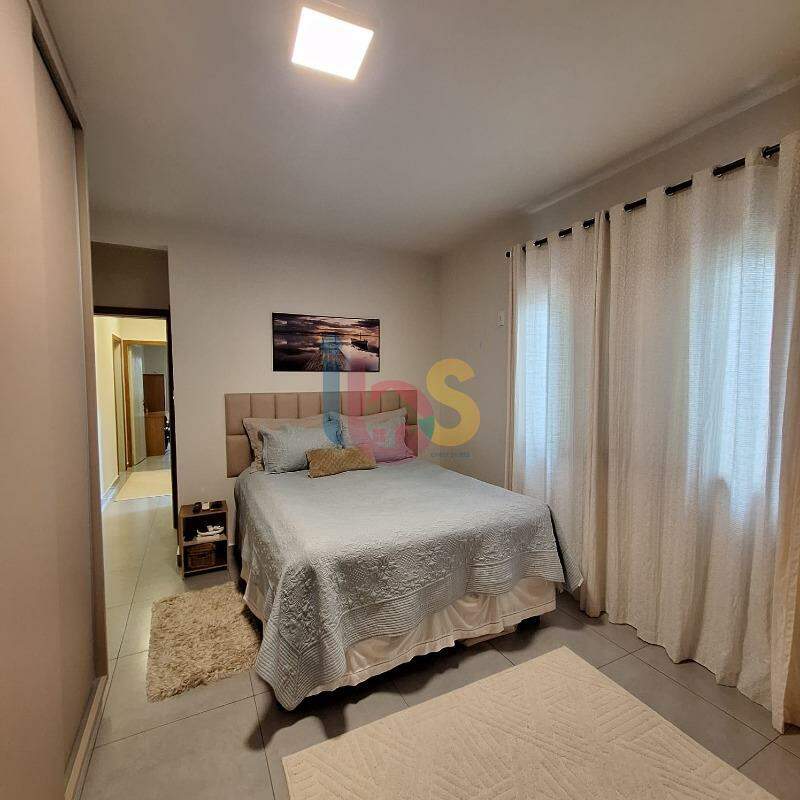 Casa, 3 quartos, 200 m² - Foto 17