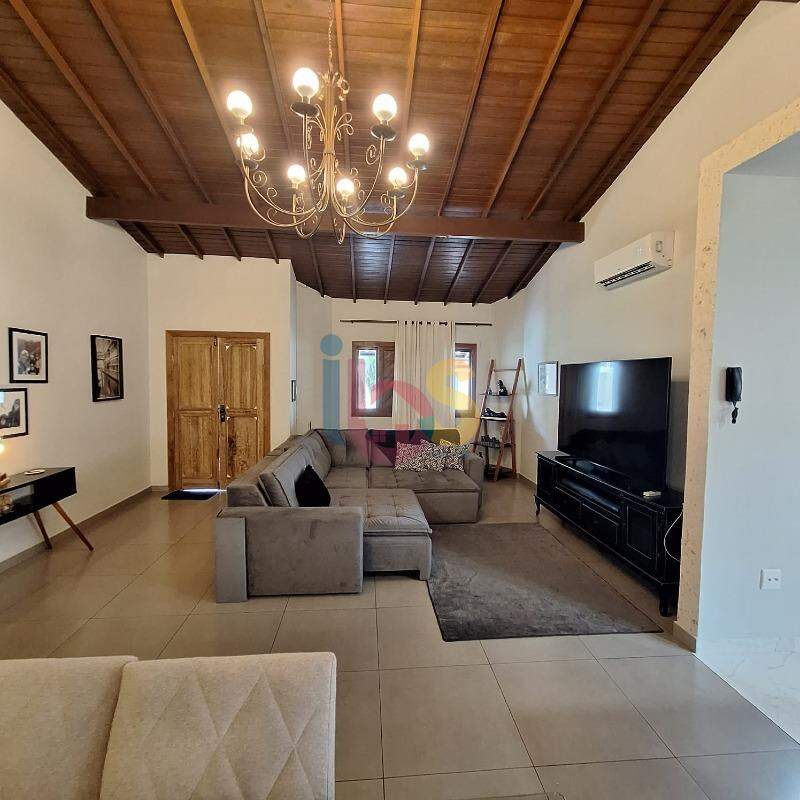 Casa, 3 quartos, 200 m² - Foto 3