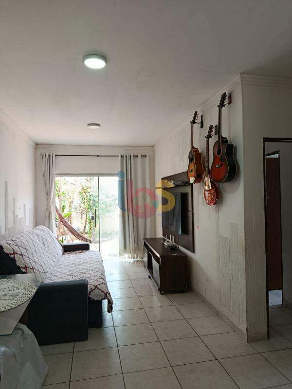 Casa, 2 quartos, 67 m² - Foto 1